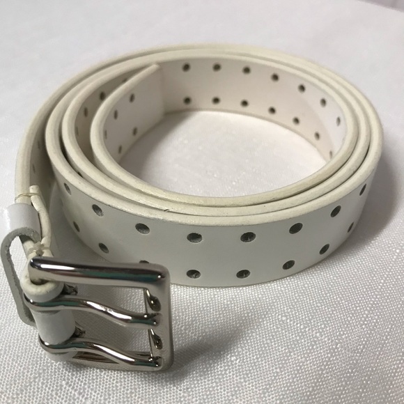 Accessories - White Leather Belt woman’s belt white & silver